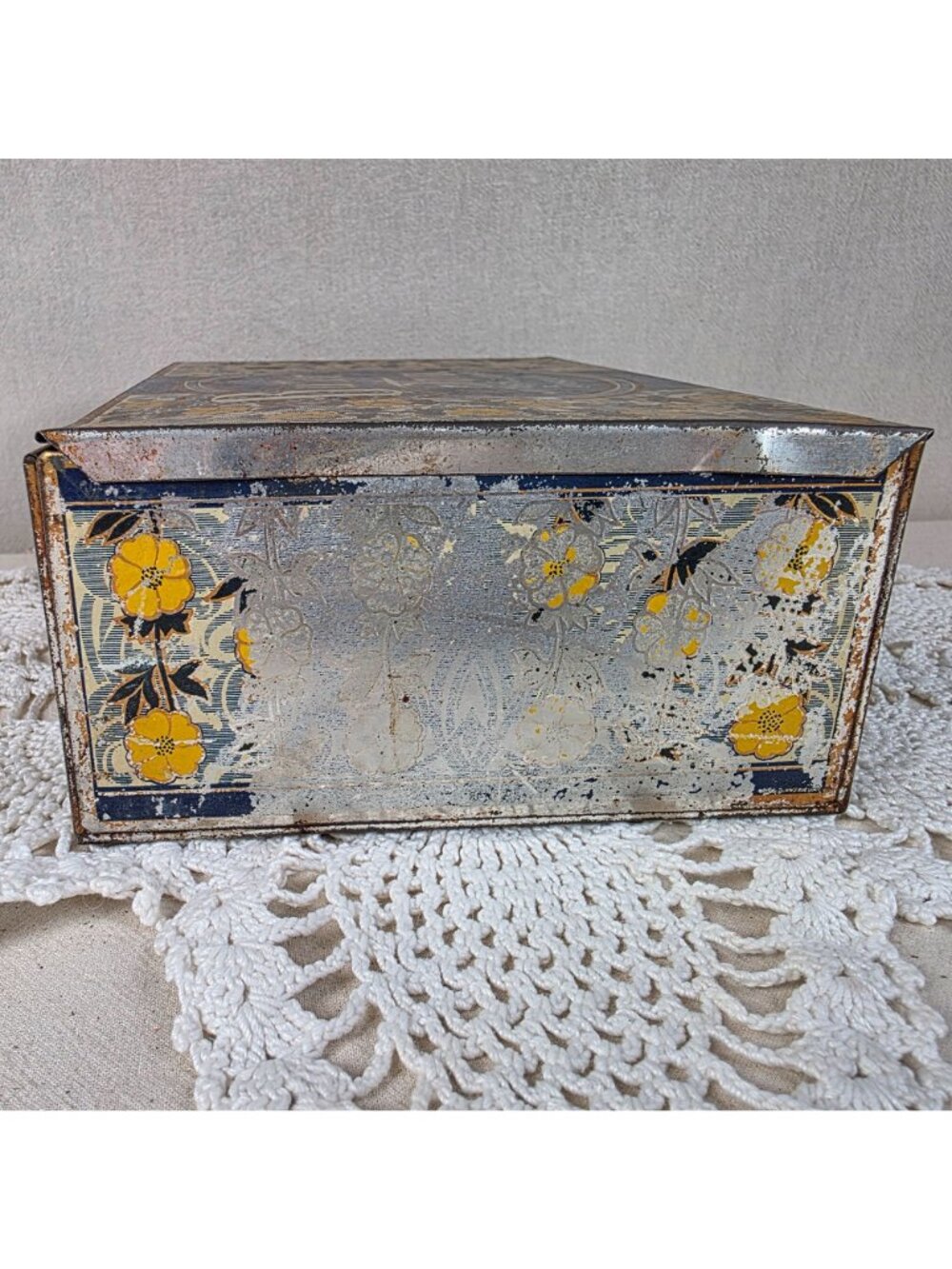 Antique Butter Thin Biscuit Tin National Biscuit Co Hinged lid Advertising Box - Picture 5 of 8